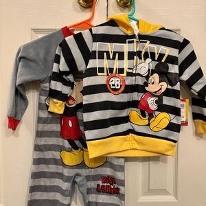 Disney Mickey and the Roadster Racers Pajamas and jacket 4t